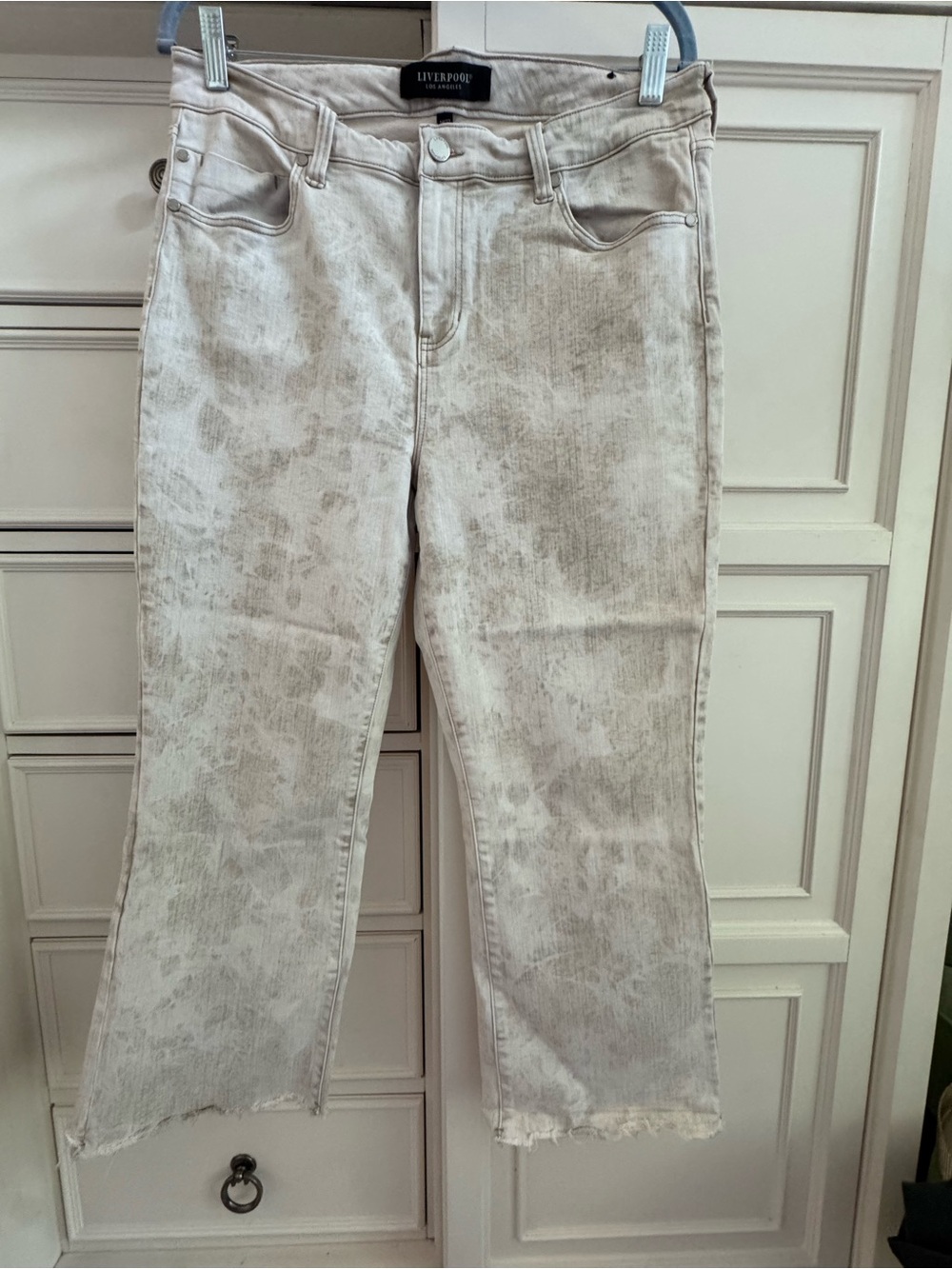 Liverpool Cream & Light Tan Patterned Crop Jeans - Women's